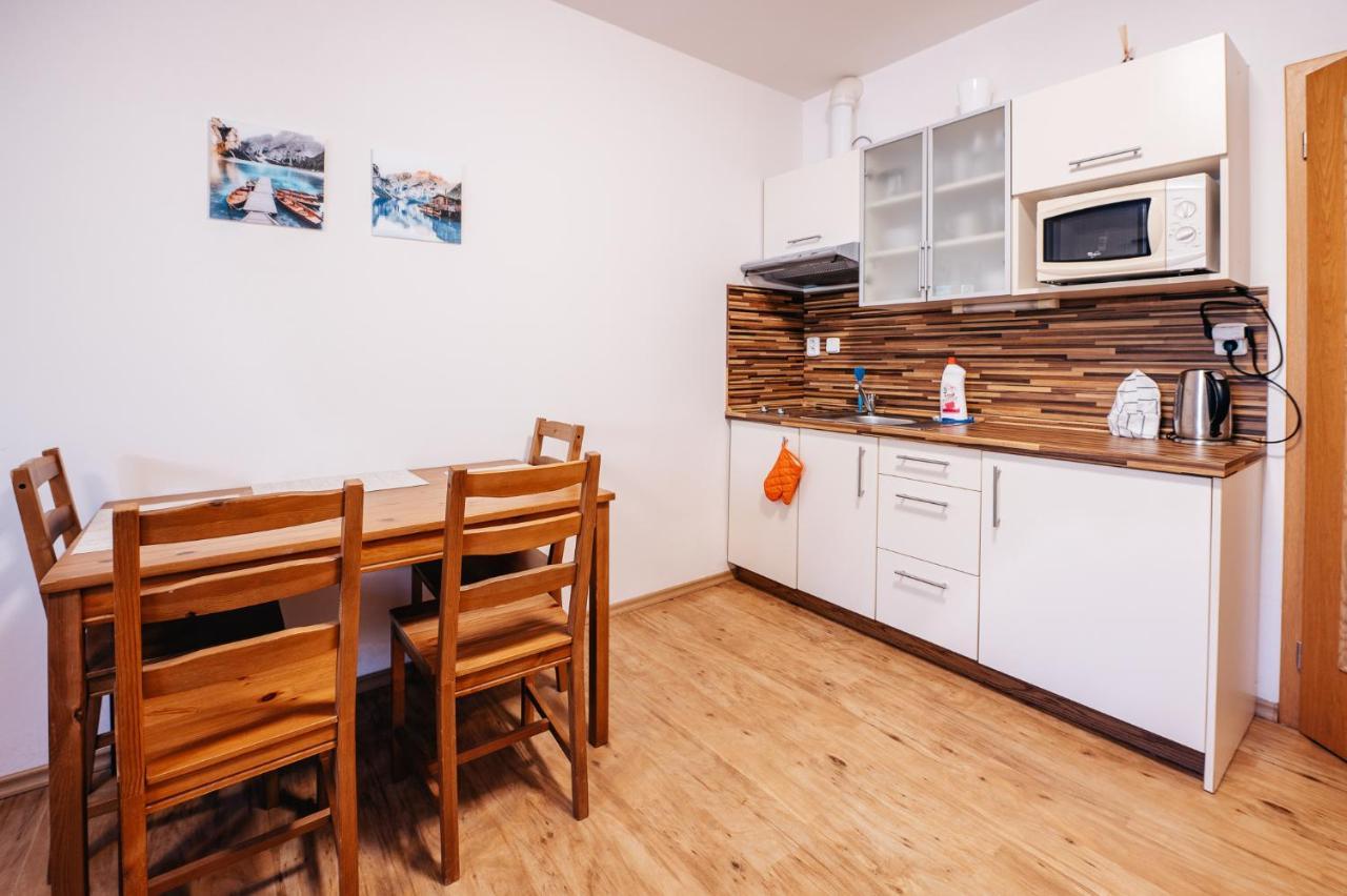 Lipno Nad Vltavou - Apartman 23 - Wifi, Parking, Netflix Luaran gambar