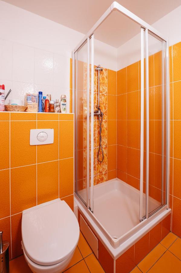 Lipno Nad Vltavou - Apartman 23 - Wifi, Parking, Netflix Luaran gambar