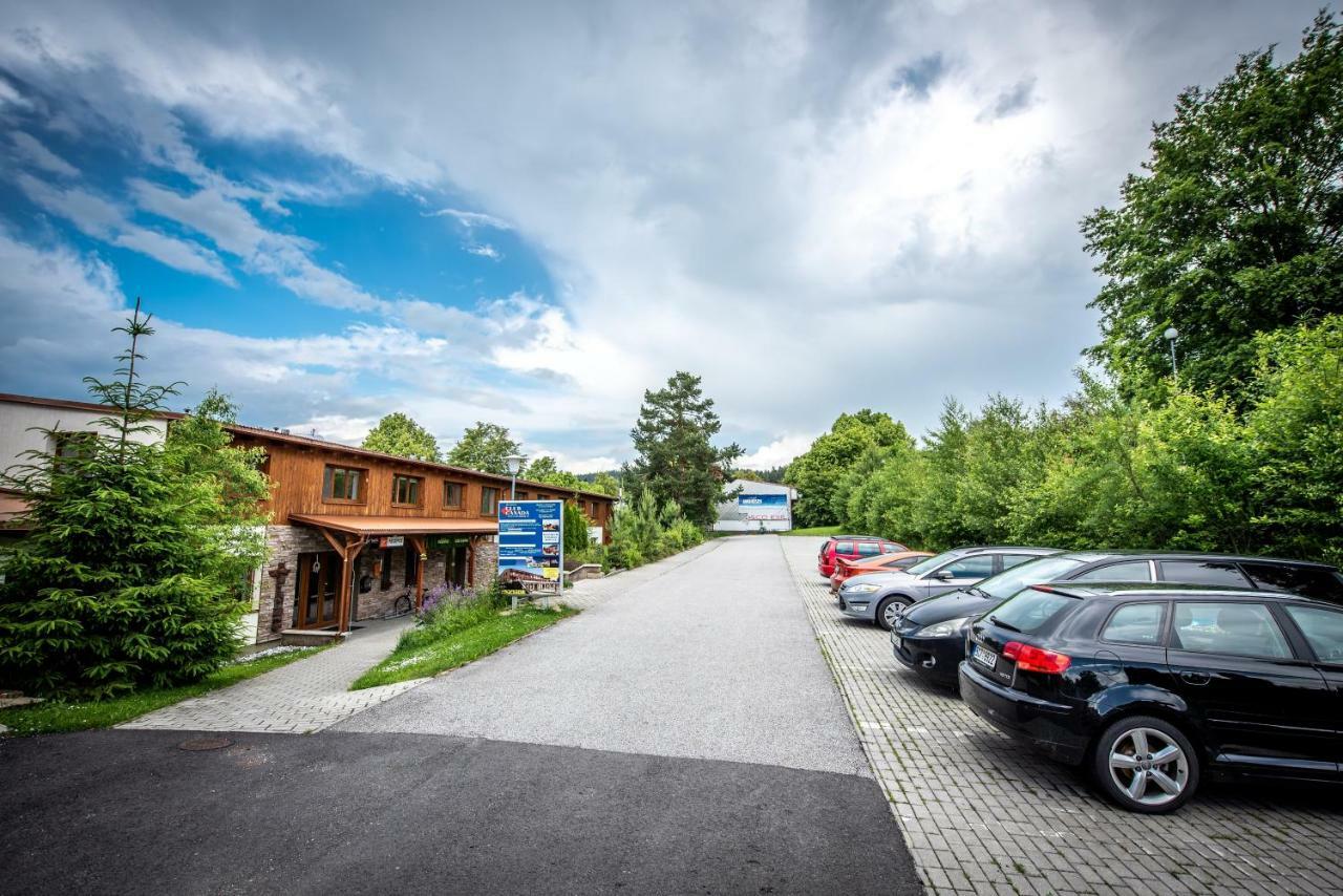 Lipno Nad Vltavou - Apartman 23 - Wifi, Parking, Netflix Luaran gambar